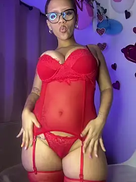 Charlotee  online show from 15, 2, 2025