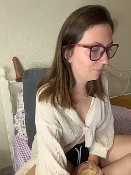 Snapshot of BeatriceTender chatting on 10, 6, 2026 BeatriceTender online show from 10, 6, 2026