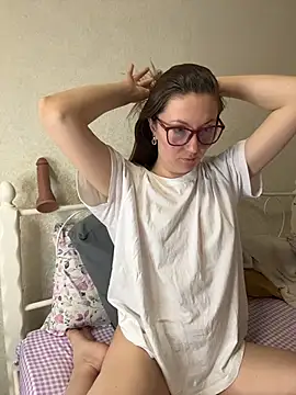 BeatriceTender online show from 15, 4, 2026