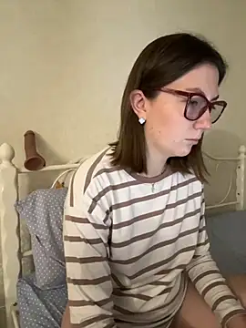 BeatriceTender online show from 4, 12, 2025