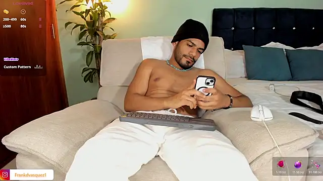 Neganhot  online show from 3, 12, 2025