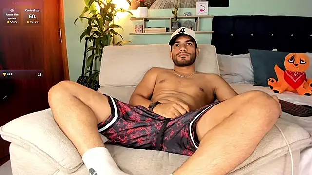 Snapshot of Neganhot_ chatting on 9, 5, 2026 Neganhot online show from 9, 5, 2026