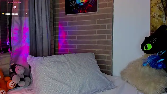 liam oficial02 online show from 14, 2, 2026