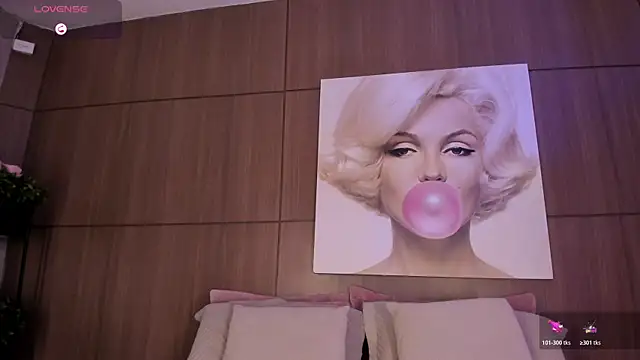 AgattaDuque online show from 24, 10, 2025