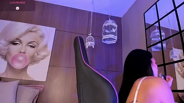 AgattaDuque online show from 17, 10, 2025