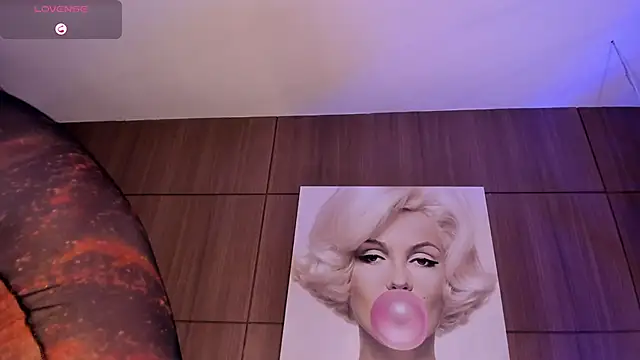 AgattaDuque online show from 27, 10, 2025