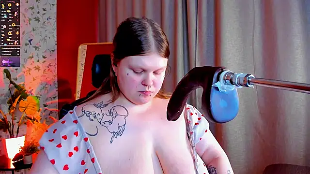 AuroraDemoni online show from 4, 3, 2025