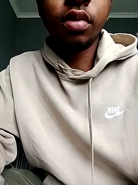 Snapshot of the_greatt chatting on 24, 11, 2025 the greatt online show from 24, 11, 2025