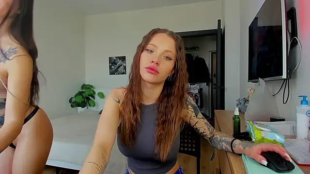 Patricia bloom online show from 11, 4, 2026