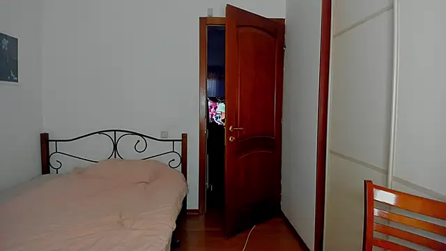 Snapshot of Patricia_bloom chatting on 6, 11, 2025 Patricia bloom online show from 6, 11, 2025