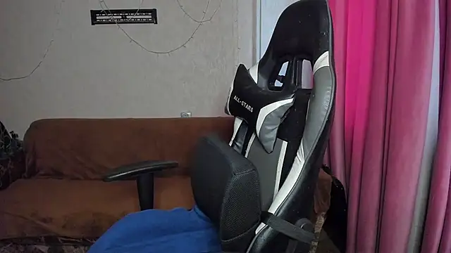 Milafoxxxy online show from 13, 11, 2025