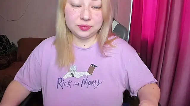 Milafoxxxy online show from 17, 11, 2025