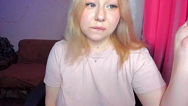 Milafoxxxy online show from 29, 10, 2025