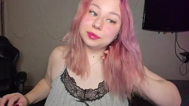 Milafoxxxy online show from 3, 12, 2025