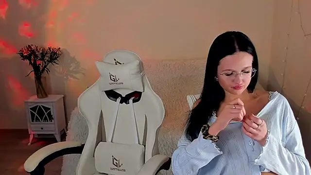 MishkaMe online show from 6, 3, 2026