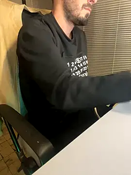 giorgakaci69 online show from 27, 11, 2025