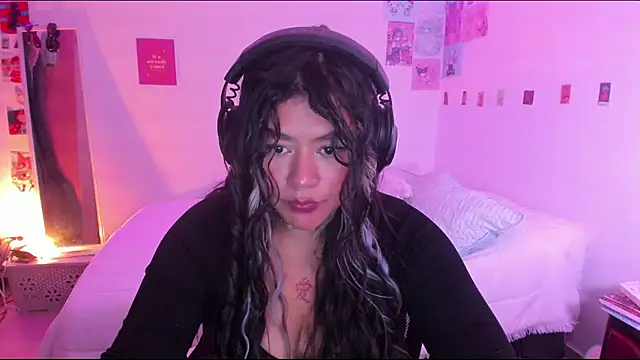 StephaniFox online show from 9, 2, 2025
