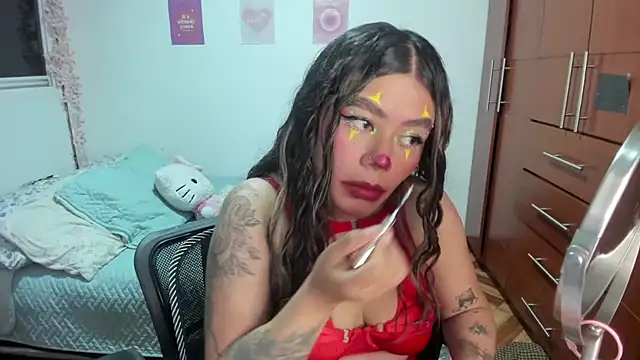 StephaniFox online show from 27, 10, 2025