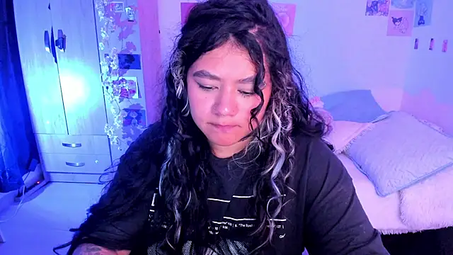 StephaniFox online show from 24, 2, 2025
