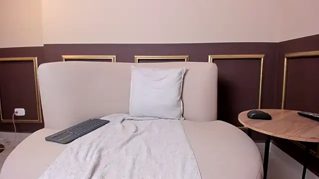 brennastone online show from 17, 2, 2026