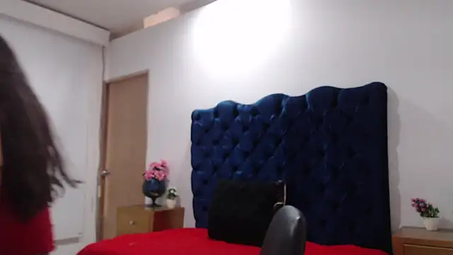 Snapshot of LoveAzuka_ chatting on 24, 11, 2025 LoveAzuka online show from 24, 11, 2025