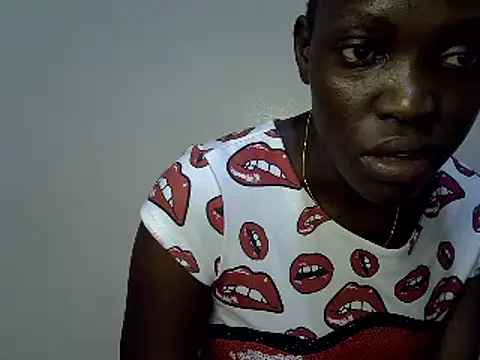 Snapshot of heather_savage chatting on 13, 4, 2026 heather savage online show from 13, 4, 2026