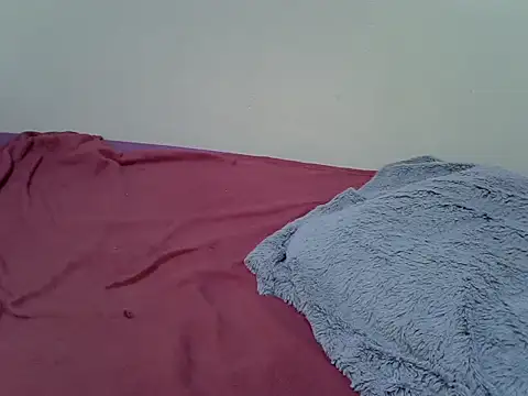 Snapshot of heather_savage chatting on 12, 10, 2025 heather savage online show from 12, 10, 2025