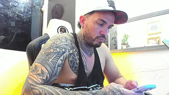 Snapshot of Angel_sex_latin chatting on 5, 2, 2025 Angel sex latin online show from 5, 2, 2025