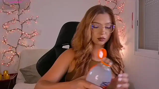 Karinchik  online show from 7, 7, 2026