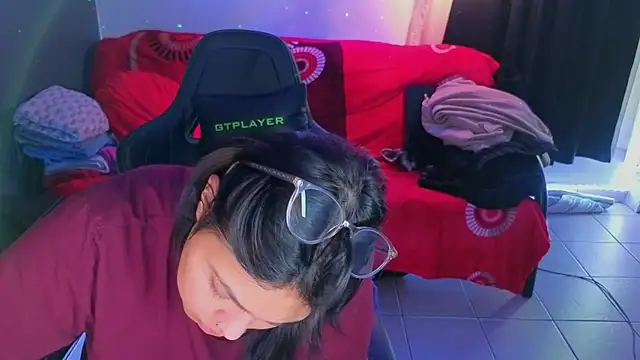 miacanela xo online show from 3, 12, 2025