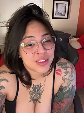 miacanela xo online show from 3, 3, 2025