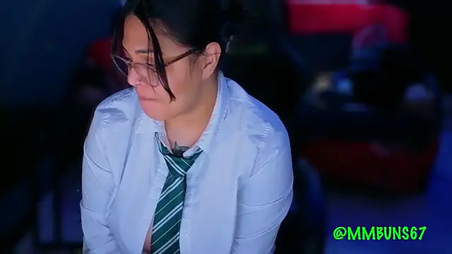 miacanela xo online show from 1, 11, 2025