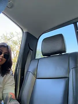 miacanela xo online show from 11, 10, 2025