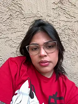 miacanela xo online show from 5, 3, 2025