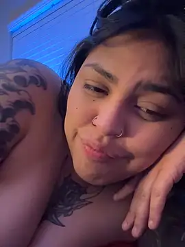 miacanela xo online show from 4, 3, 2025