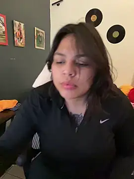 miacanela xo online show from 23, 3, 2026