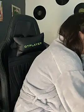 miacanela xo online show from 30, 3, 2026