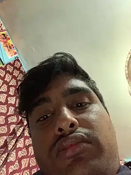 Snapshot of SweetFatBoy chatting on 20, 11, 2025 SweetFatBoy online show from 20, 11, 2025