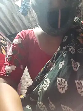 Snapshot of HotSexyBoudi chatting on 4, 11, 2025 HotSexyBoudi online show from 4, 11, 2025