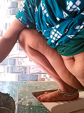 HotSexyBoudi online show from 19, 4, 2026