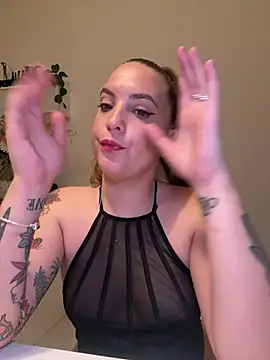 LiliMorganxxx online show from 25, 6, 2026