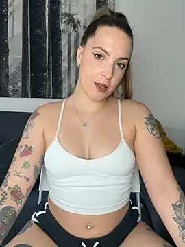 LiliMorganxxx online show from 24, 7, 2026