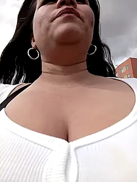 Julieta-tits online show from 19, 12, 2024