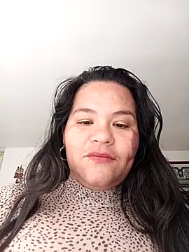 Julieta-tits online show from 14, 4, 2026