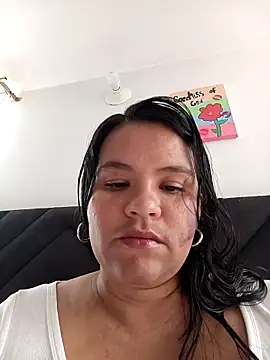 Snapshot of Julieta-tits chatting on 4, 5, 2026 Julieta-tits online show from 4, 5, 2026
