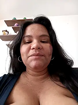 Julieta-tits online show from 9, 2, 2026
