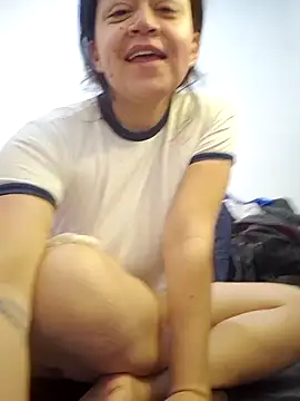Snapshot of lombarlana-89 chatting on 18, 5, 2026 lombarlana-89 online show from 18, 5, 2026