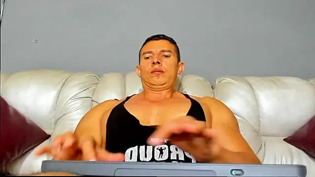 Snapshot of derekk_frostt chatting on 24, 11, 2025 derekk frostt online show from 24, 11, 2025