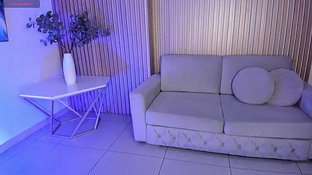 ViolettCastel online show from 26, 2, 2026