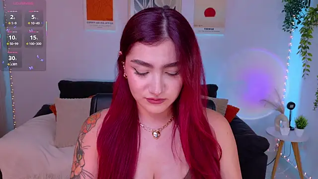 ViolettCastel online show from 5, 7, 2026